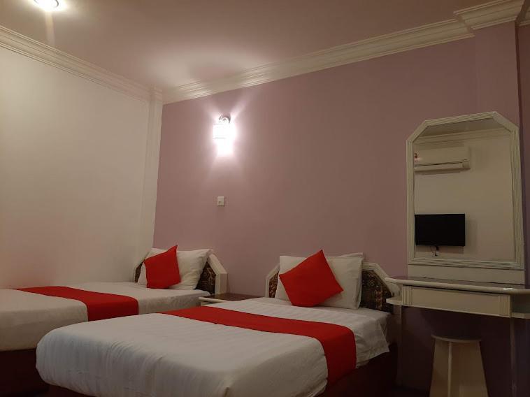 טלוק אינטן G City Hotel מראה חיצוני תמונה